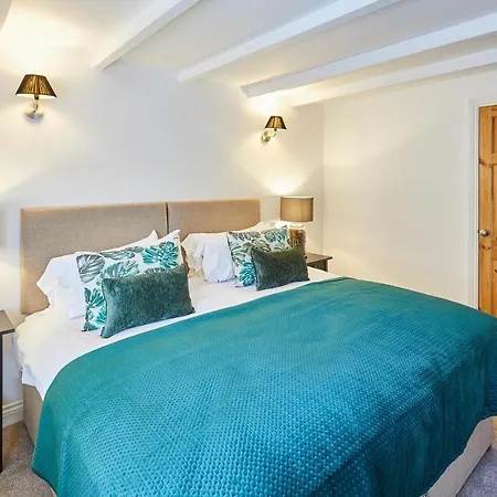 Host & Stay - Waterlily Cottage Грейт Эйтон Экстерьер фото